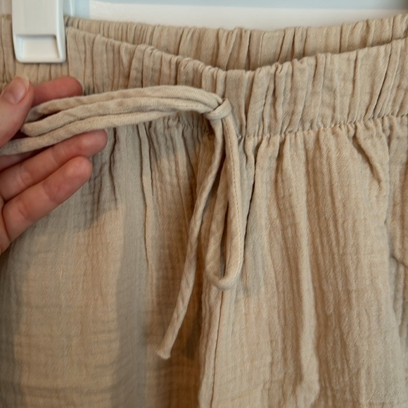 Matching shirt and shorts set - Picture 7 of 10